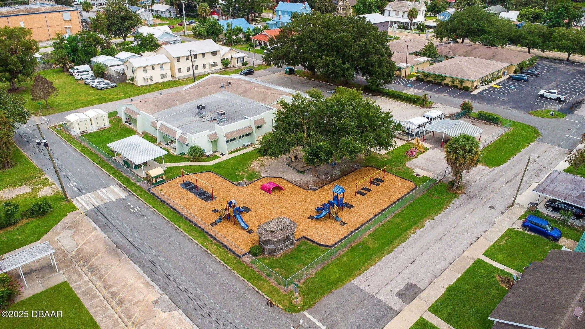 Property Image for 258 SW Columbia Avenue