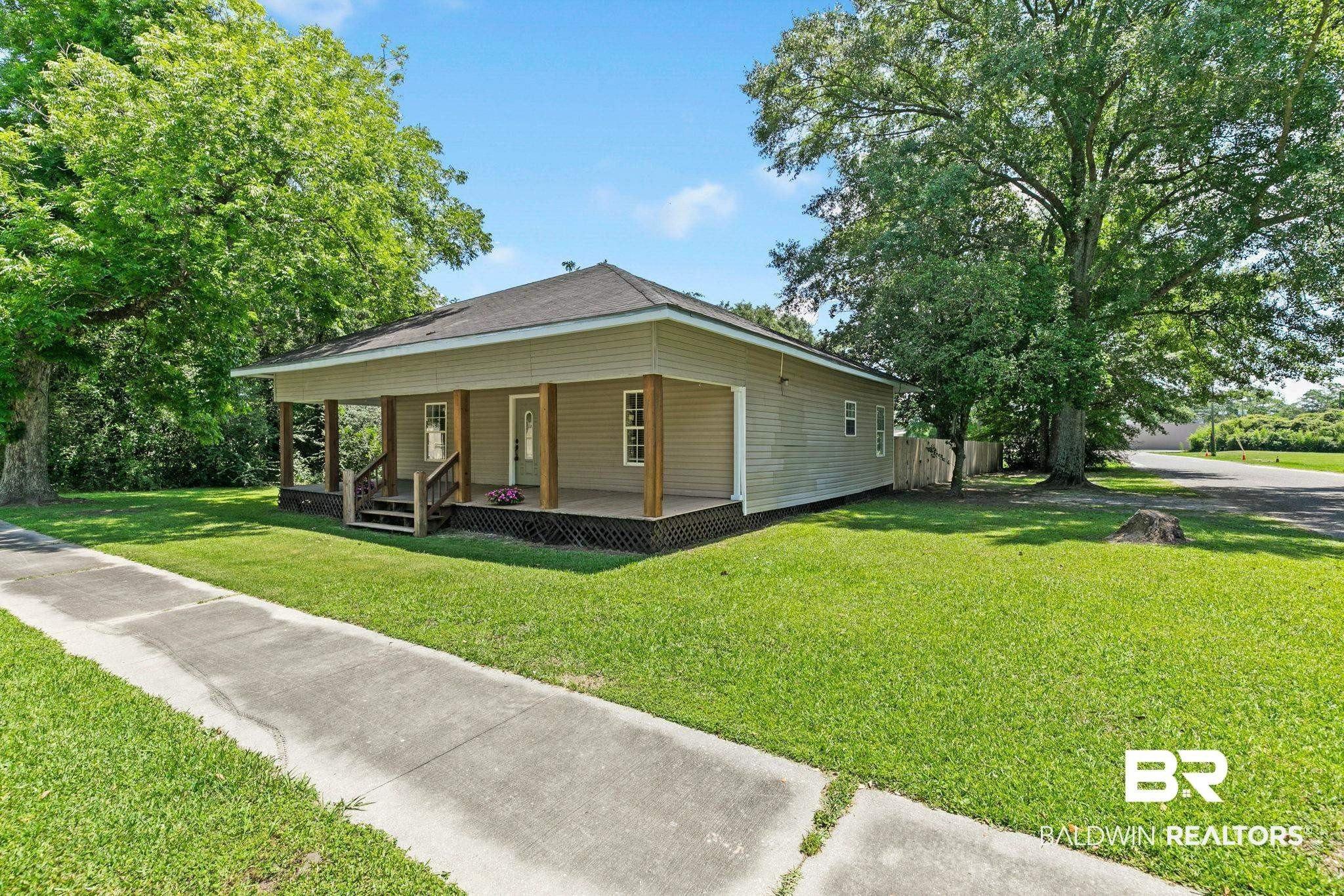 Property Image for 211 S Presley Street