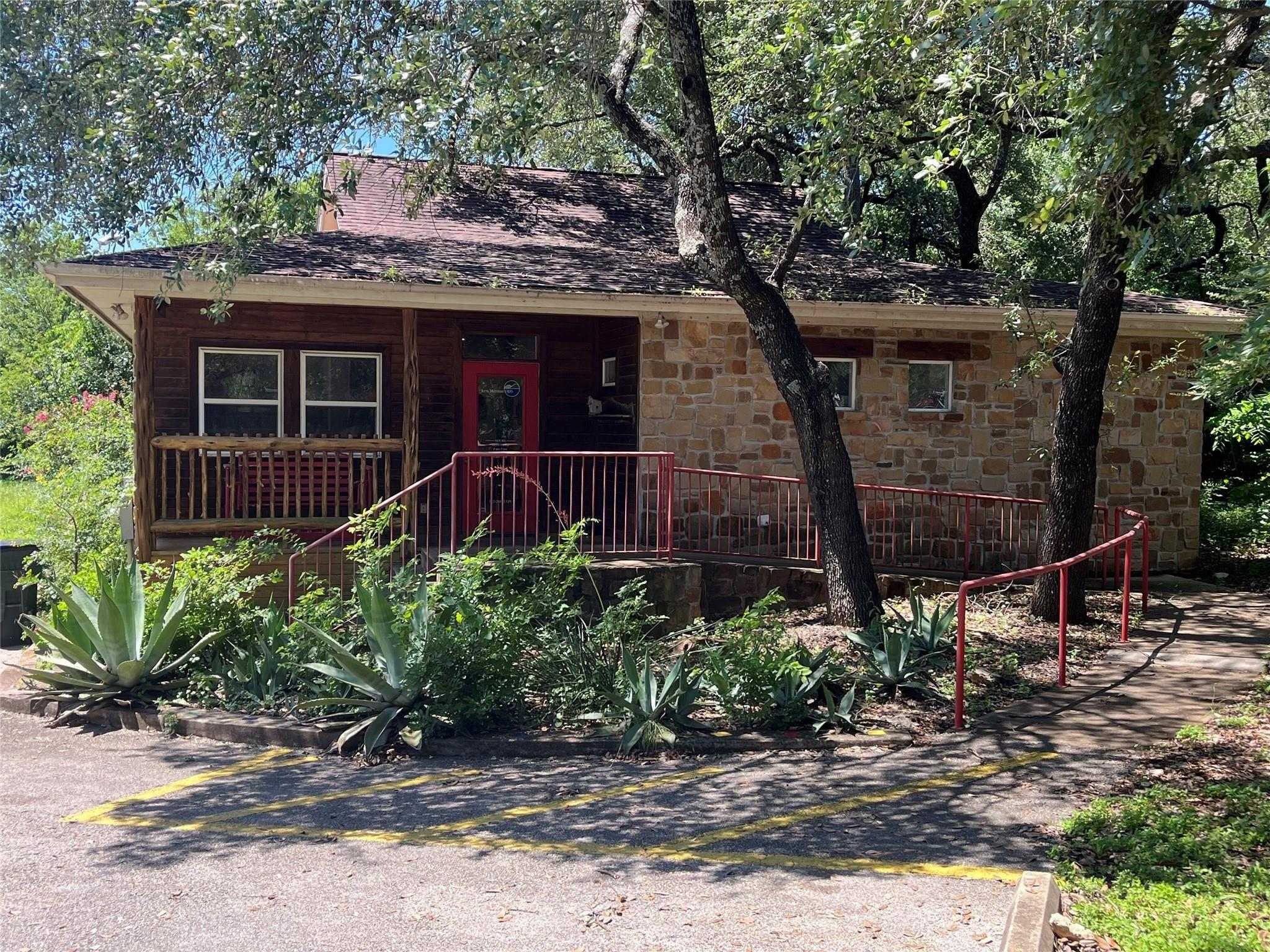 Property Image for 15401 Nightingale Ln