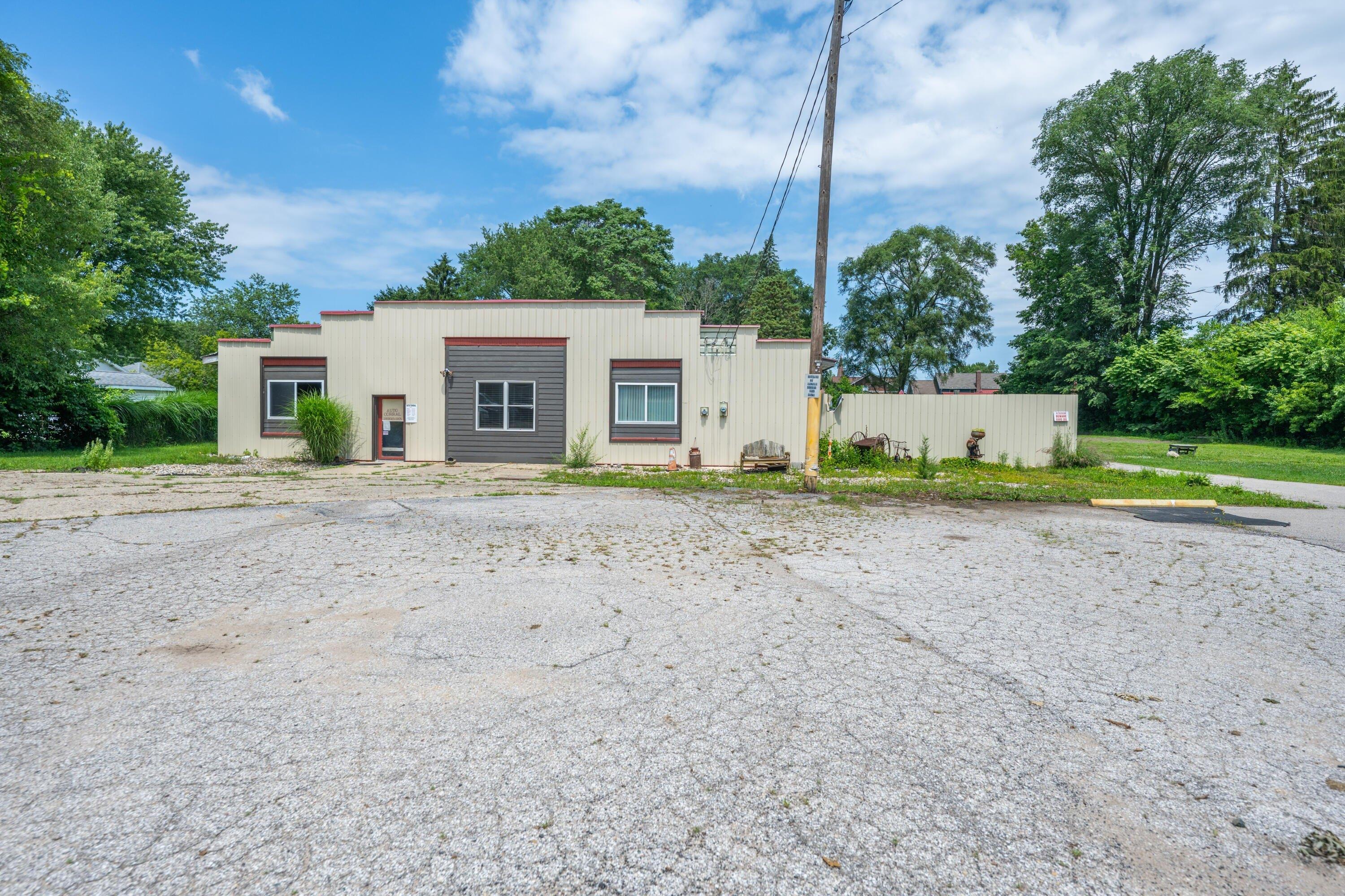 Property Image for 157 W Saint Joseph Street