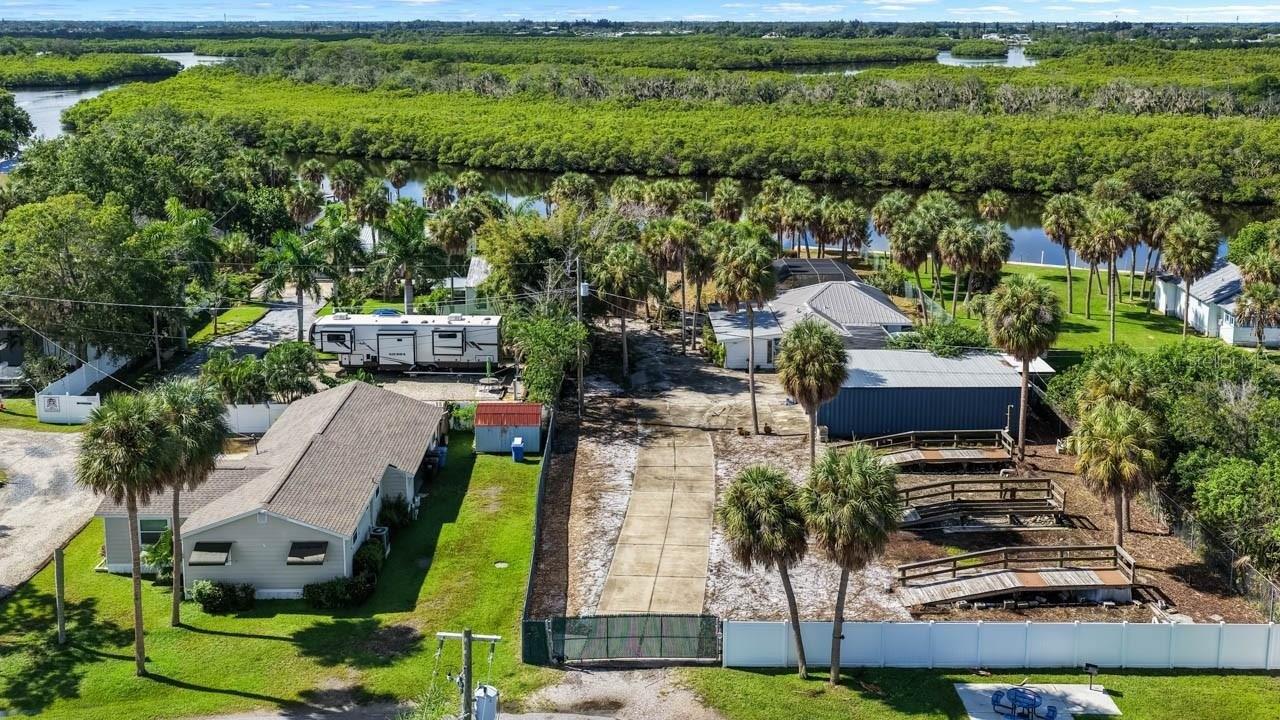 Property Image for 102 TROUVE Lane