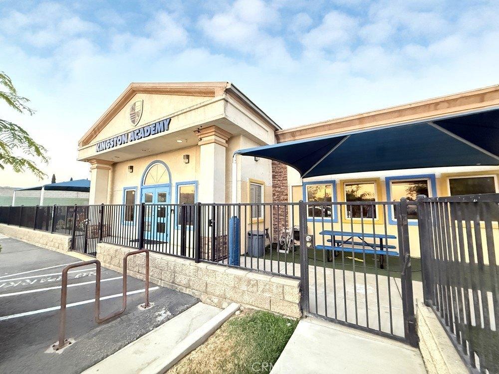 Property Image for 6048 Etiwanda Avenue