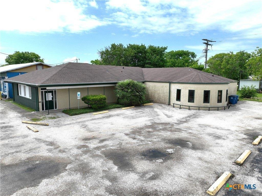 Property Image for 605 N Virginia Street