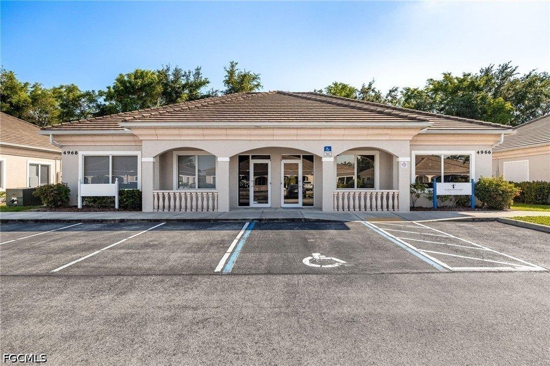 Property Image for 4968 Royal Gulf Circle