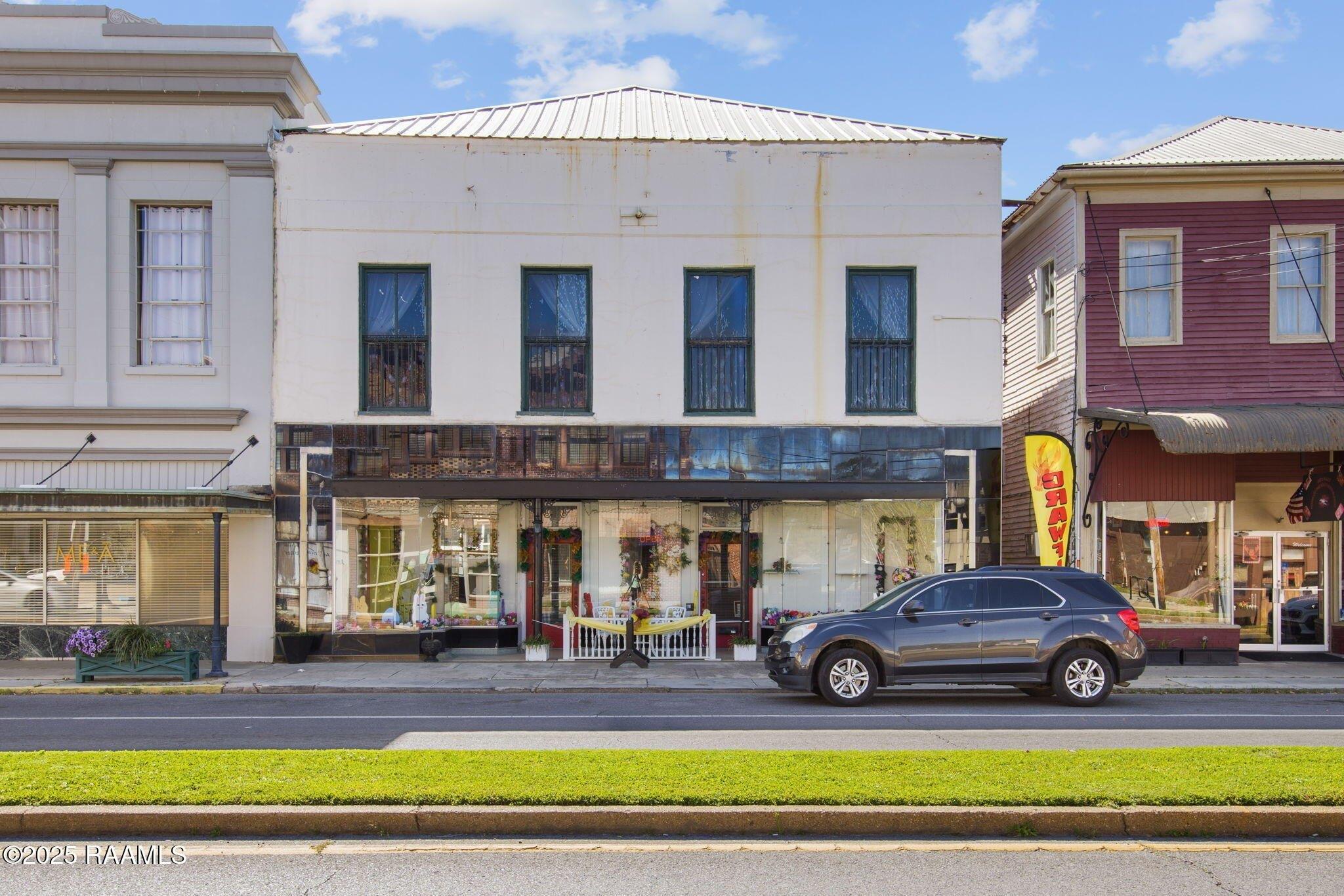 Property Image for 605 Main Street