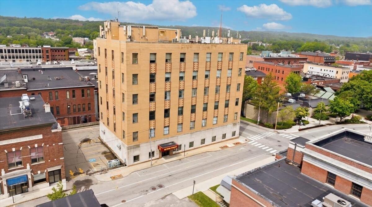 Property Image for 35 Ash Street 4
