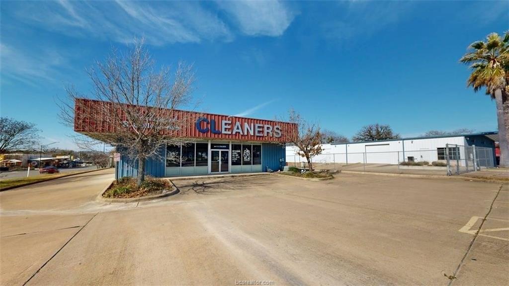 Property Image for 3611 S College Avenue