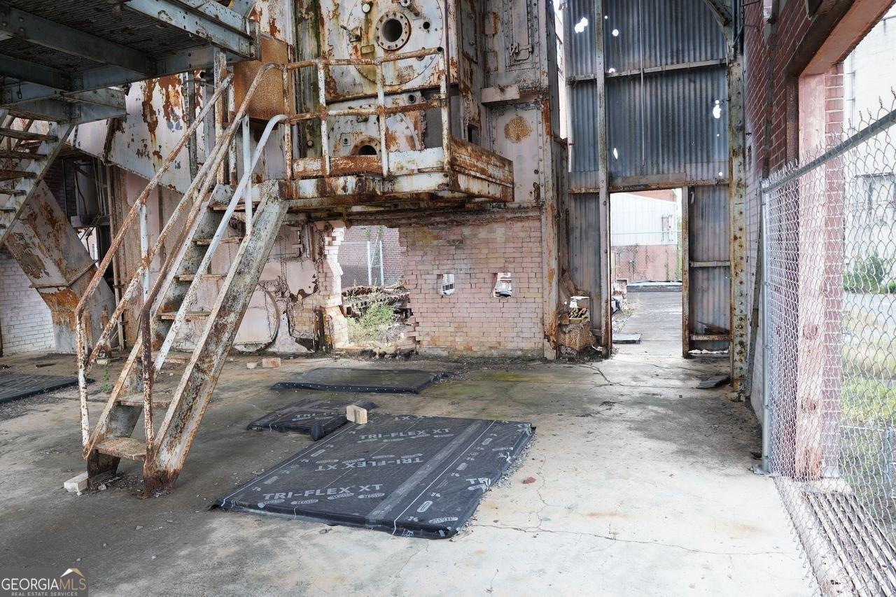 Riverside Industrial Park Boulevard, Rome, GA 30161 - MLS# 10621275 | C21, image size:1280x853