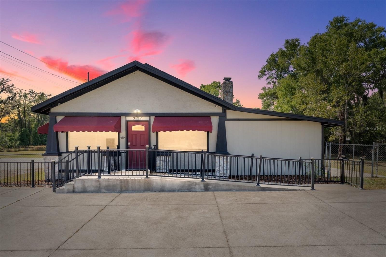 Property Image for 3132 Ne Jacksonville Road