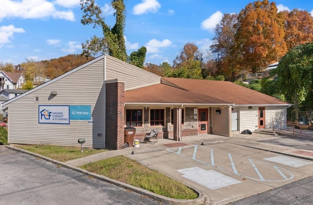 Property Image for 421 Memorial Drive