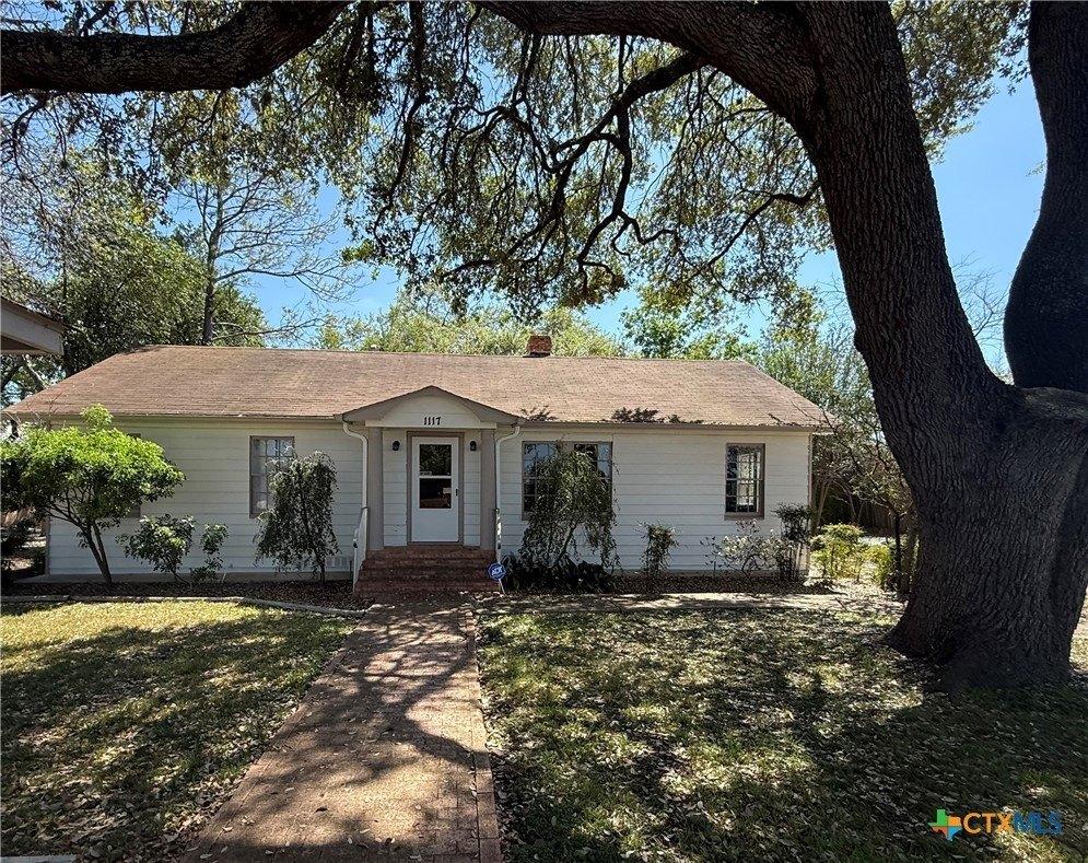 Property Image for 1117 E Court Street