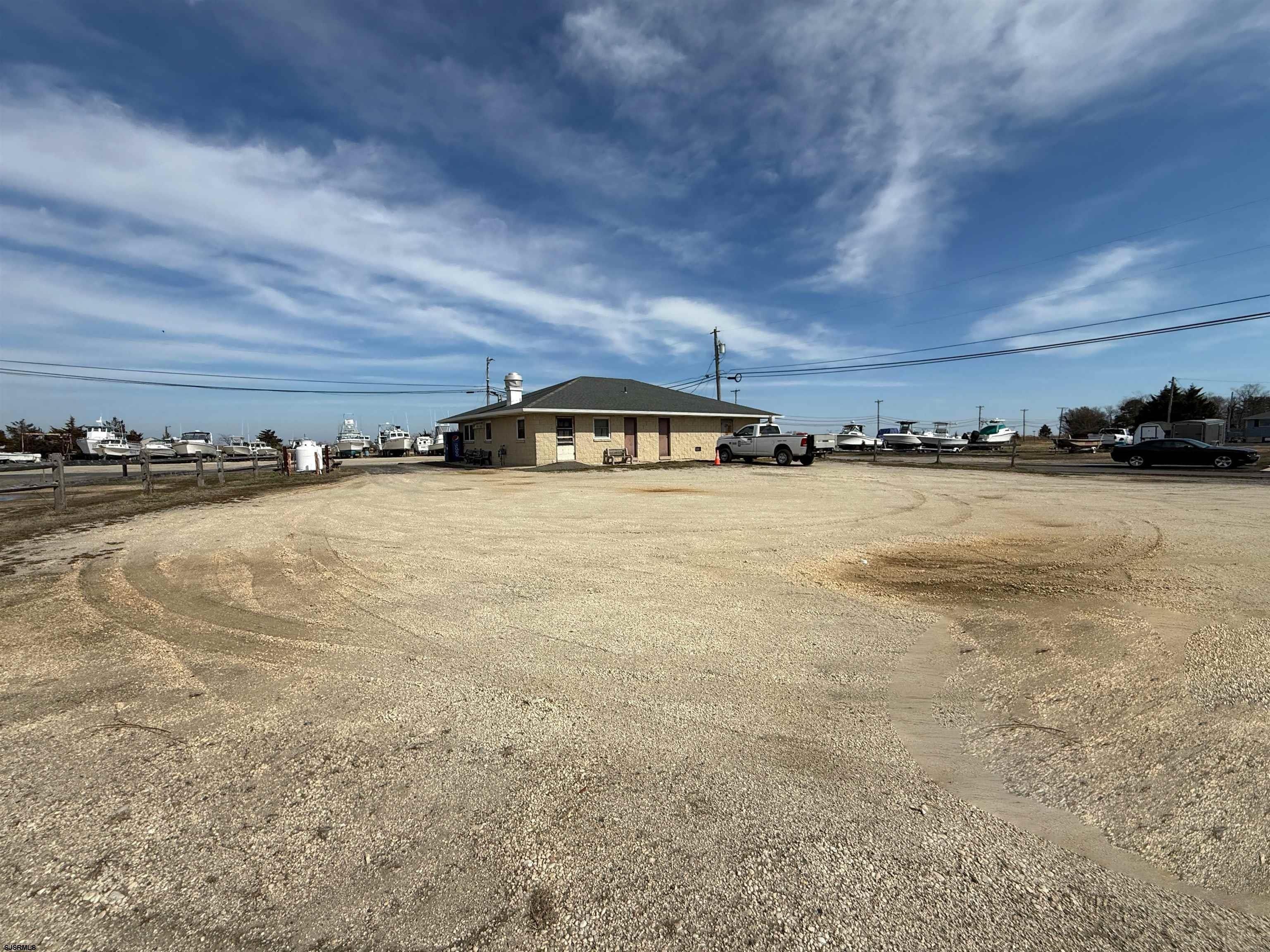 Property Image for 814 Downe Ave Ave