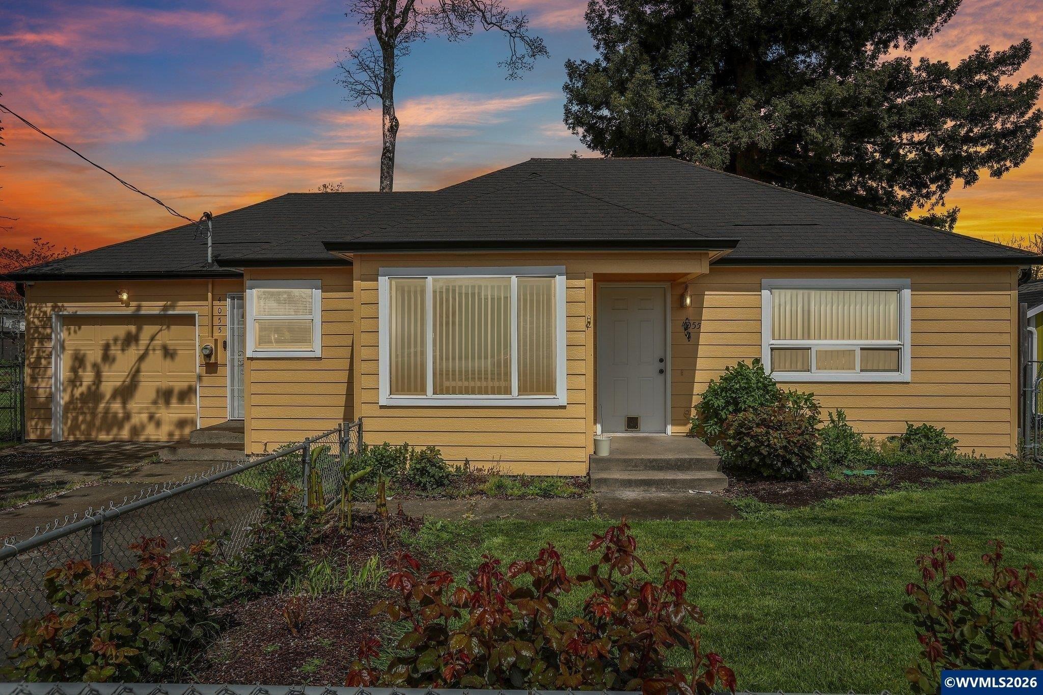 Property Image for 4055 Silverton Rd NE