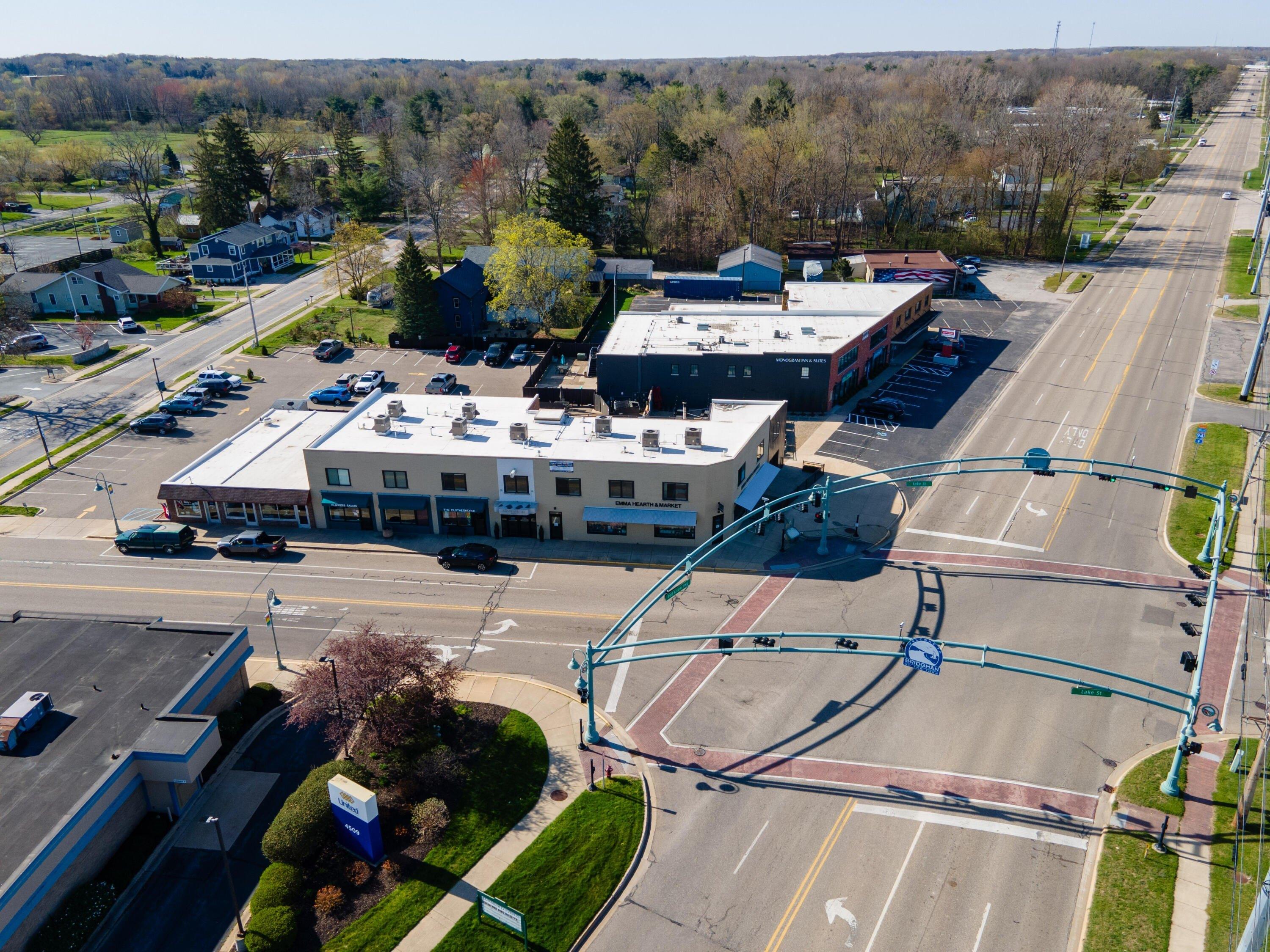 Property Image for 4518 Lake Street