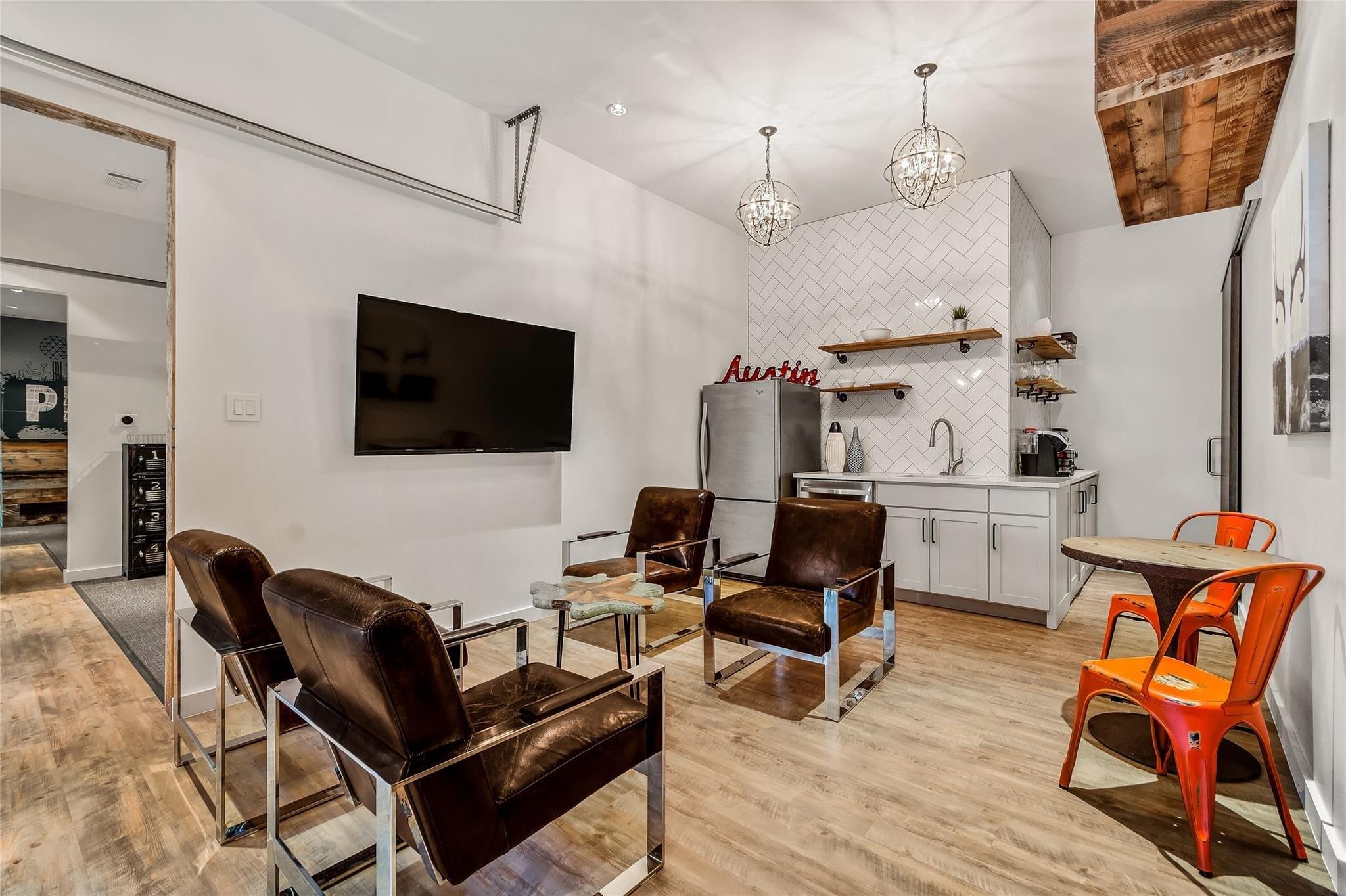 Property Image for 2606 Ranch Road 620 N