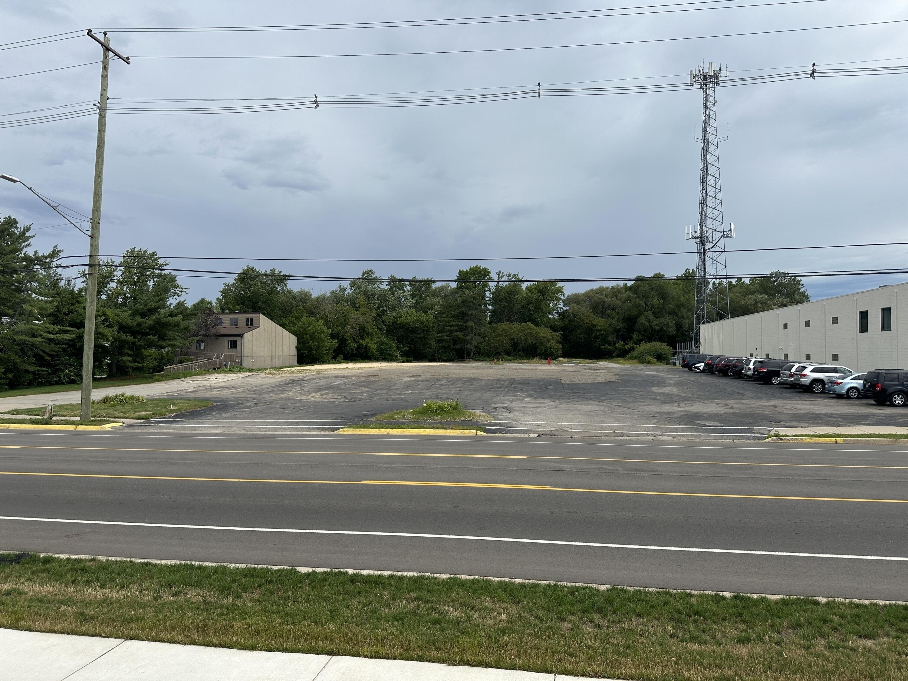 Property Image for 499 E 8th Street