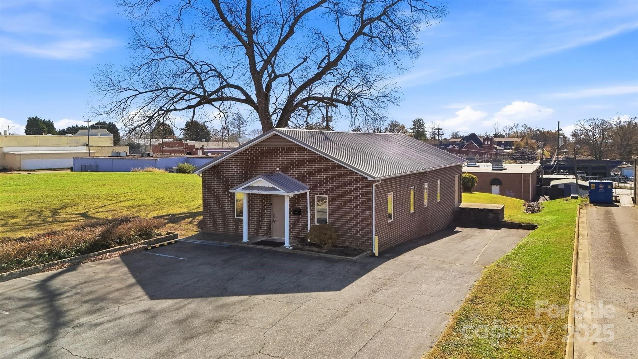 Property Image for 615 Main Avenue SW