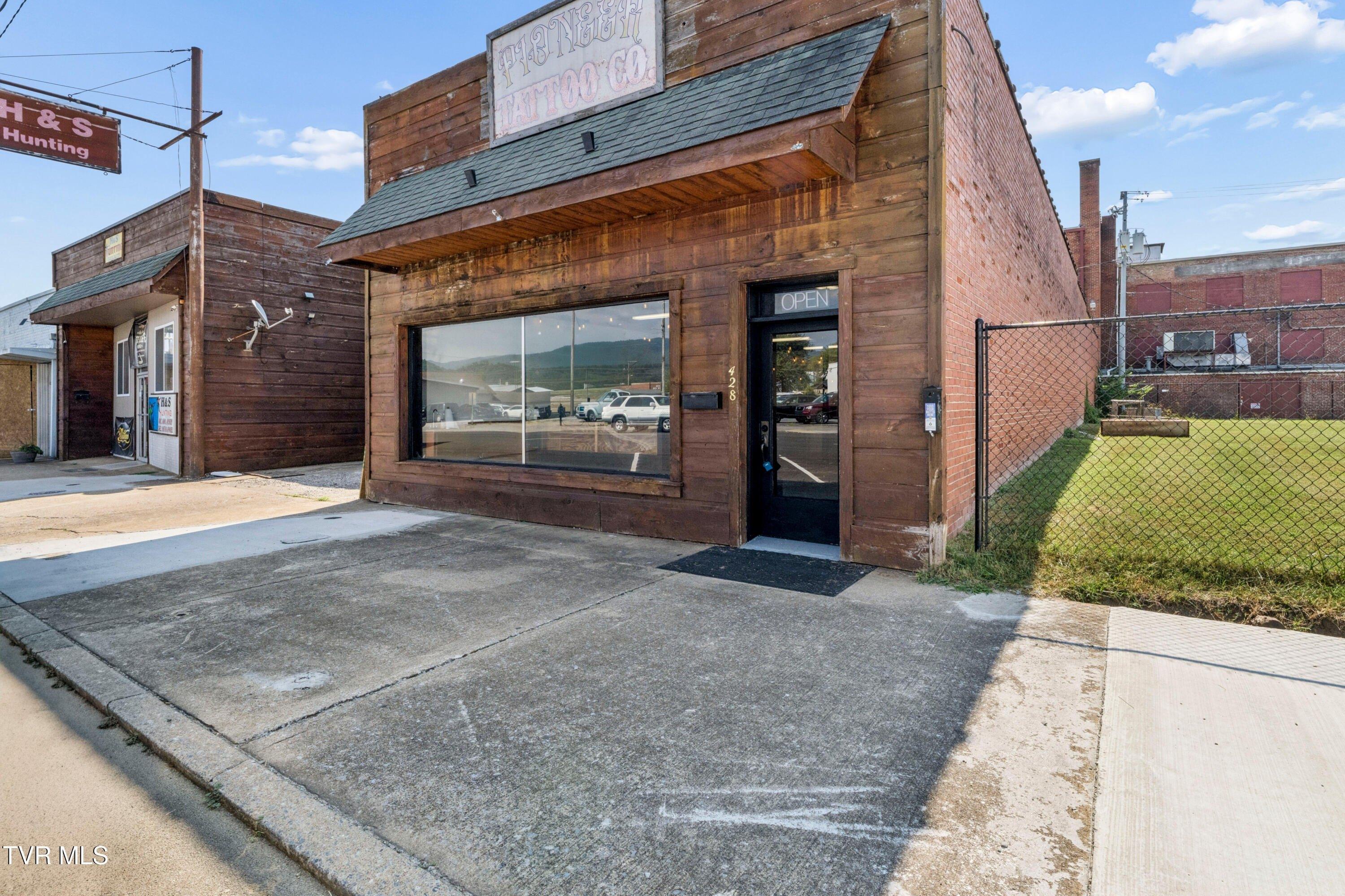 Property Image for 428 E E Street