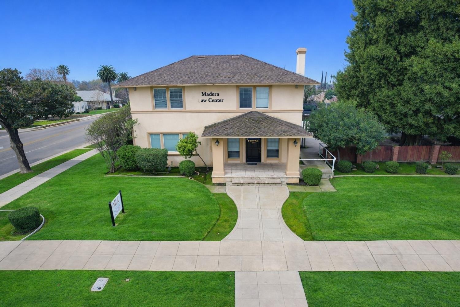 Property Image for 400 W Yosemite Avenue