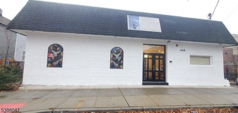 Property Image for 668 Forest St