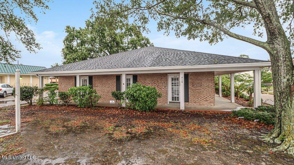 Property Image for 416 E Pass Rd, Gulfport, MS 39507