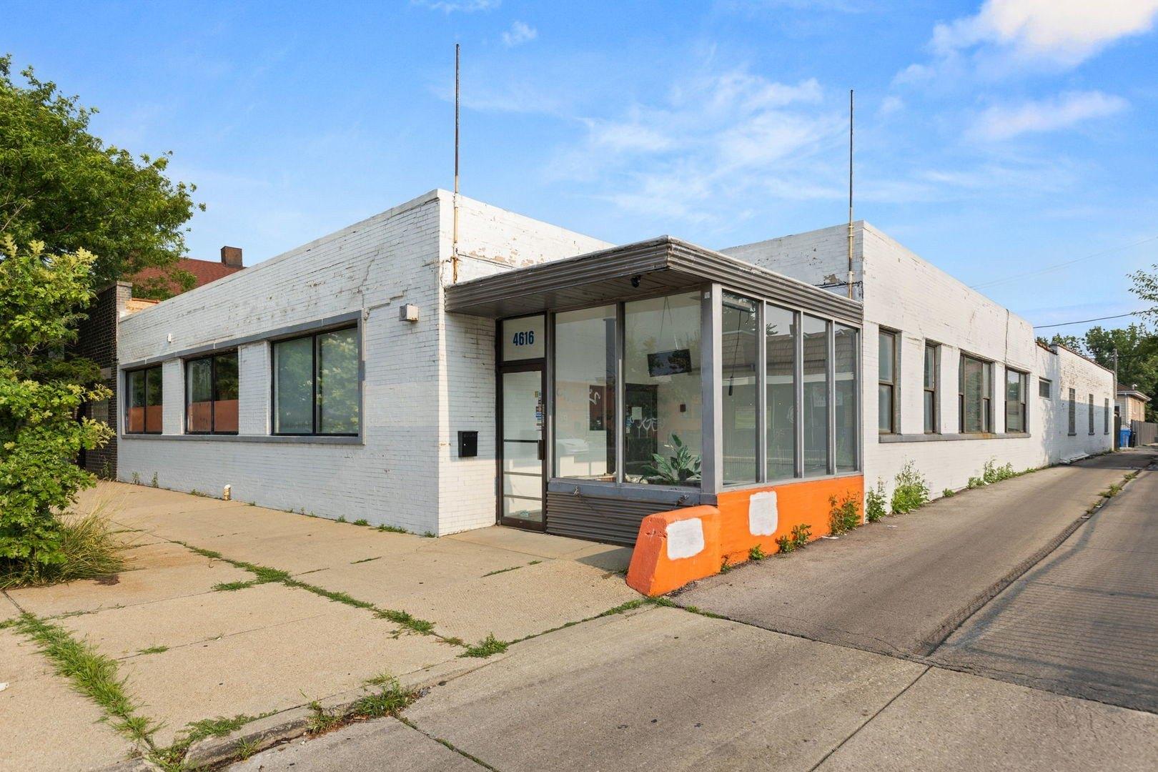 Property Image for 4616 W Fullerton Avenue