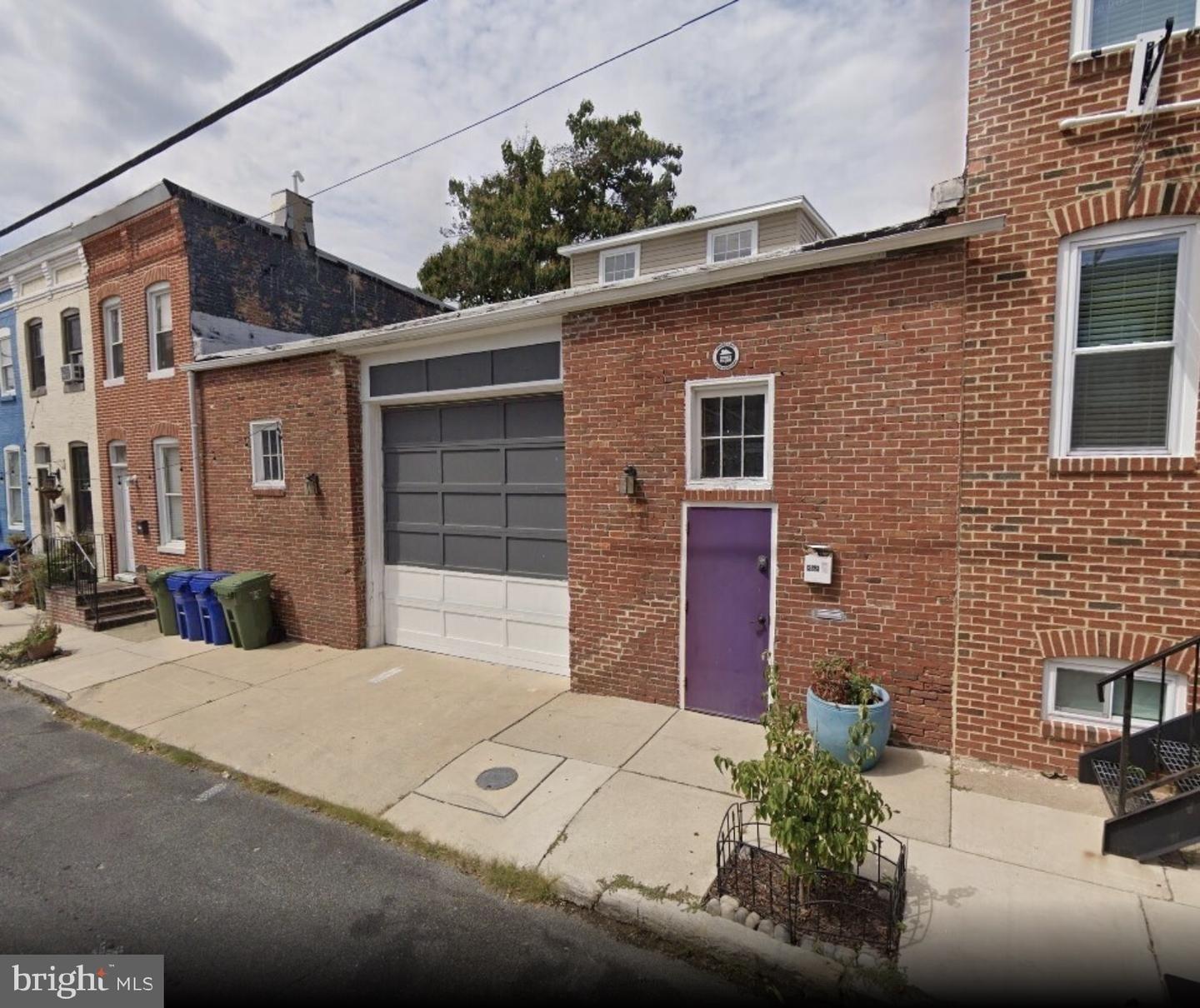 Property Image for 858 Carroll St