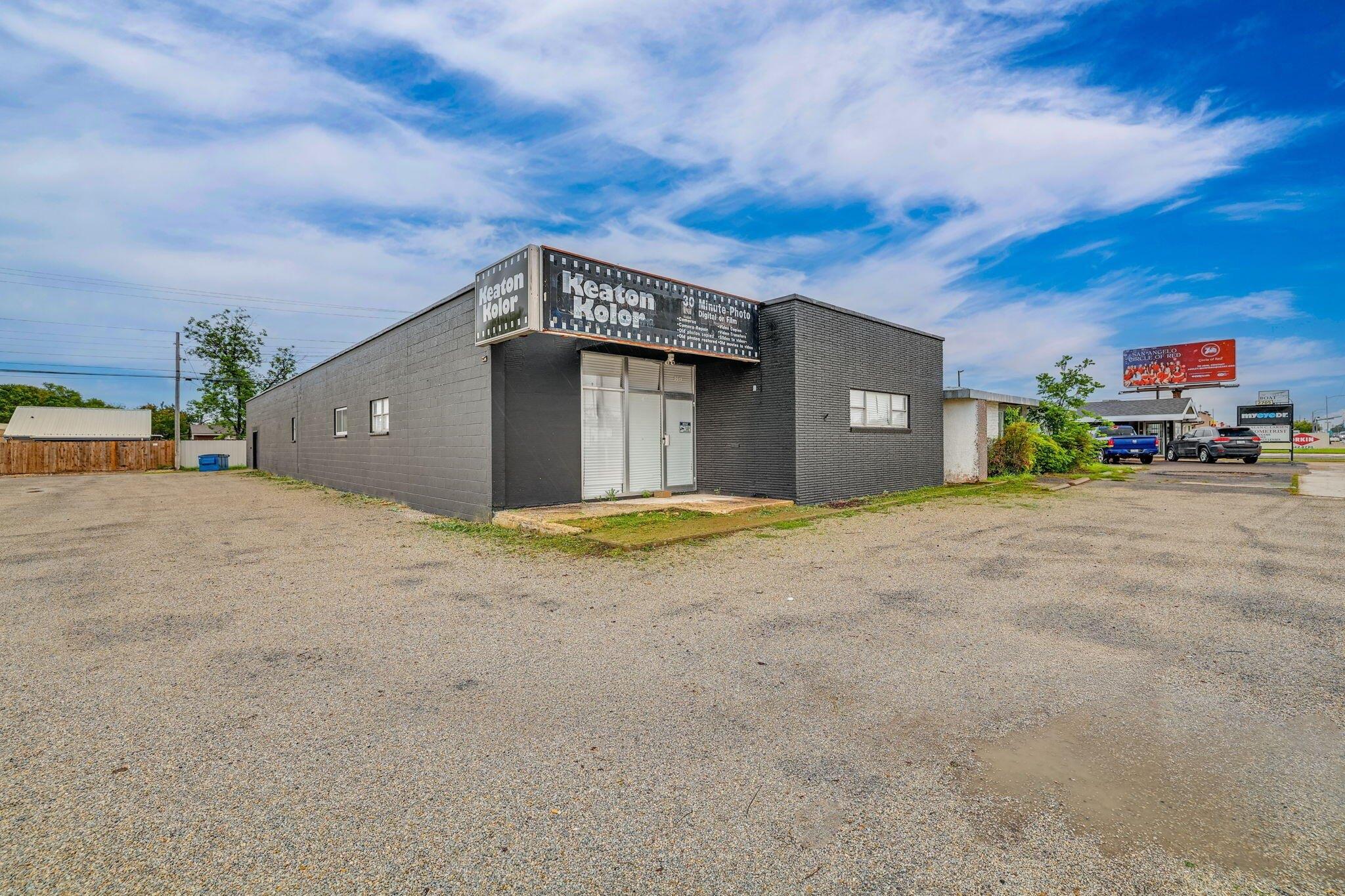 Property Image for 2619 Sherwood Way