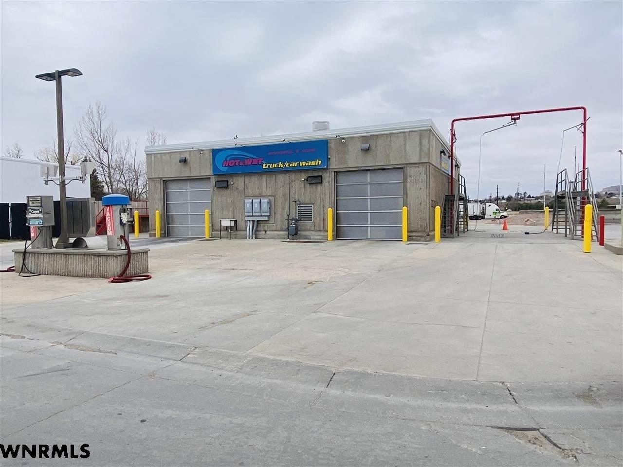 Property Image for 720 W Beltline