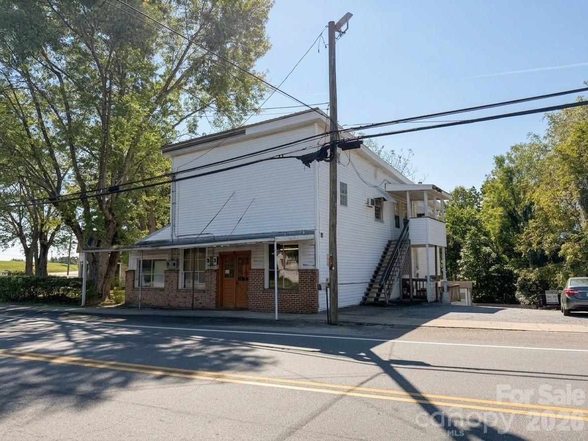 Property Image for 67 Falls Avenue