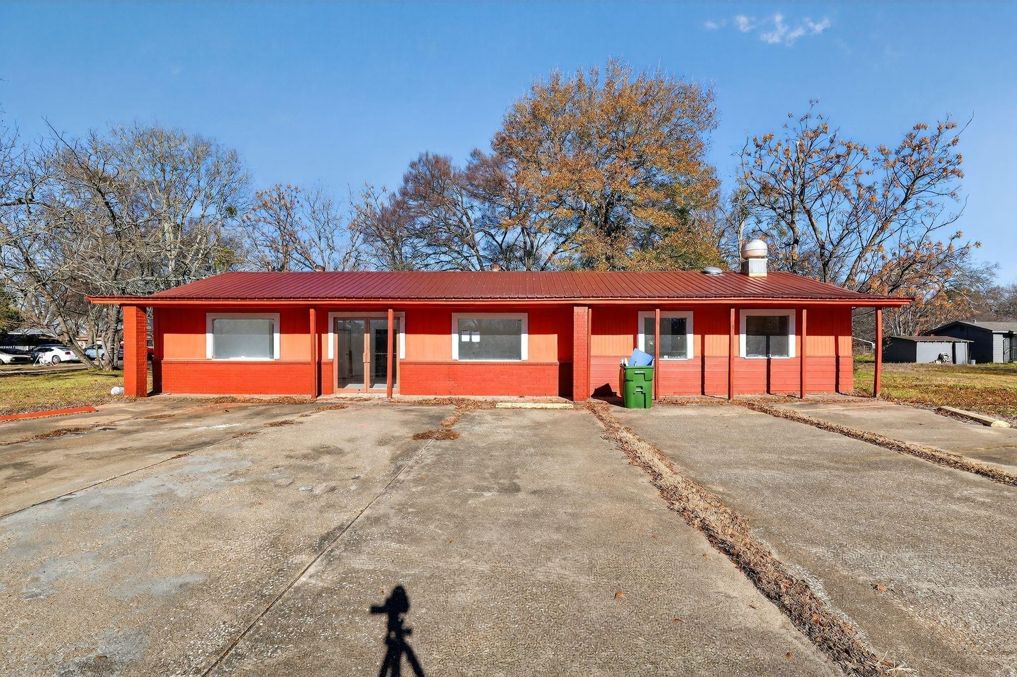 Property Image for 708 W 8th St