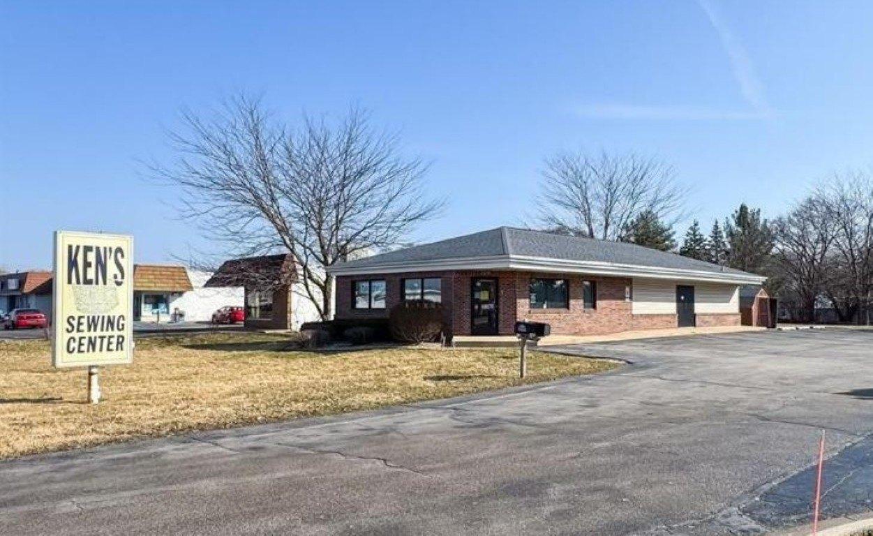 Property Image for 205 S Center Rd, Saginaw, MI 48638