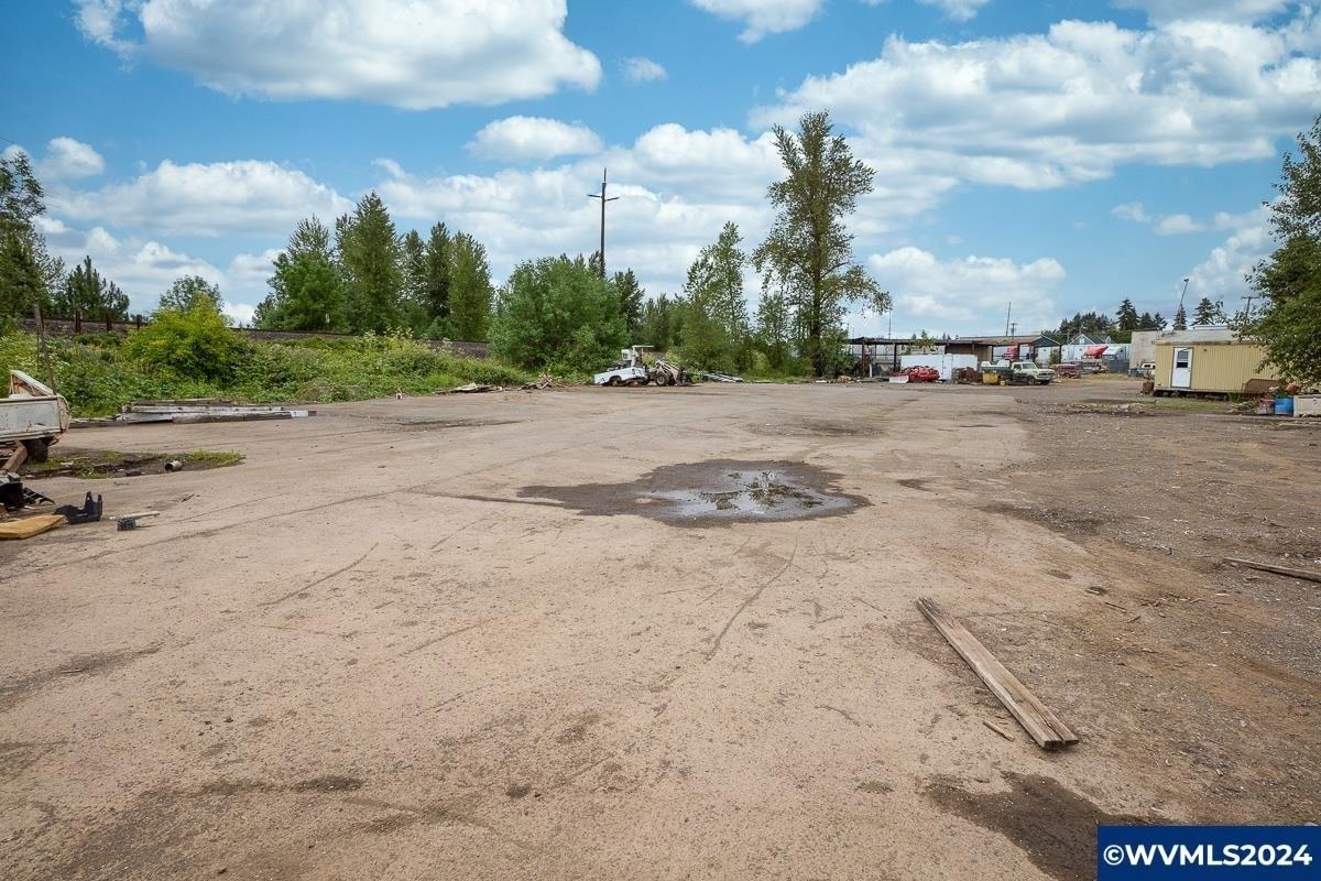 Property Image for 3650 Mainline Dr NE