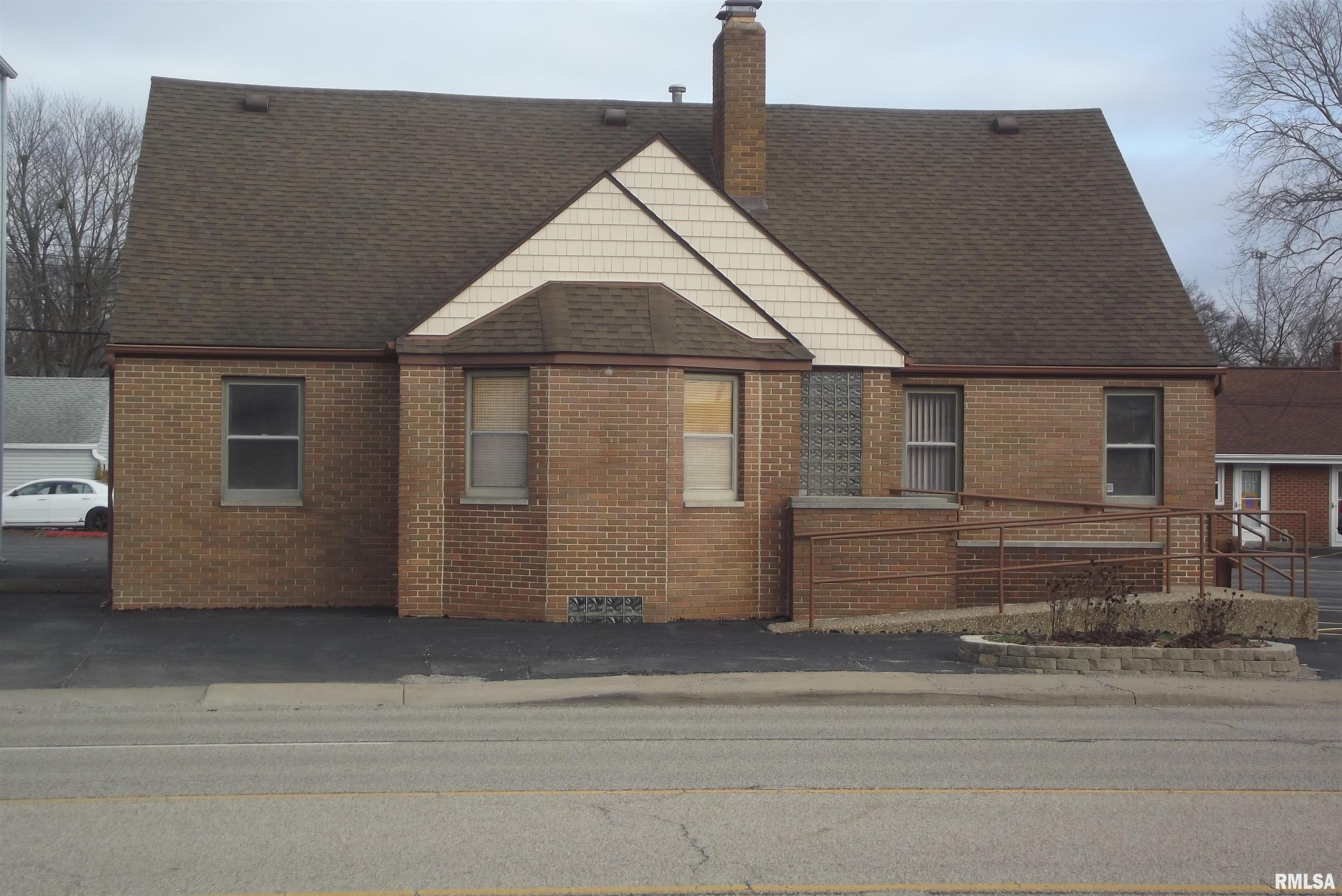 Property Image for 2824 S MACARTHUR Boulevard