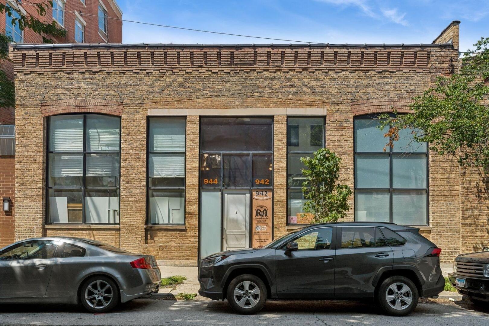 Property Image for 942-944 W Huron Street