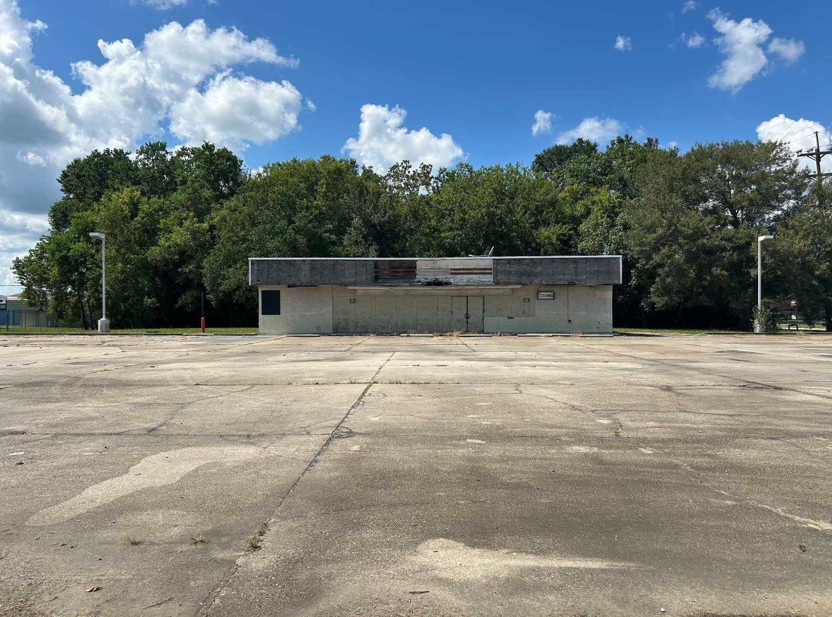 Property Image for 900 Jefferson Terrace
