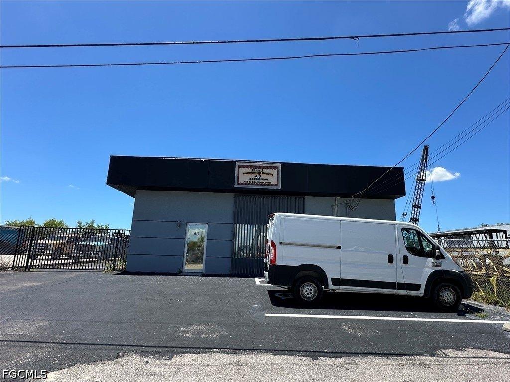 Property Image for 912 SE 8th Place