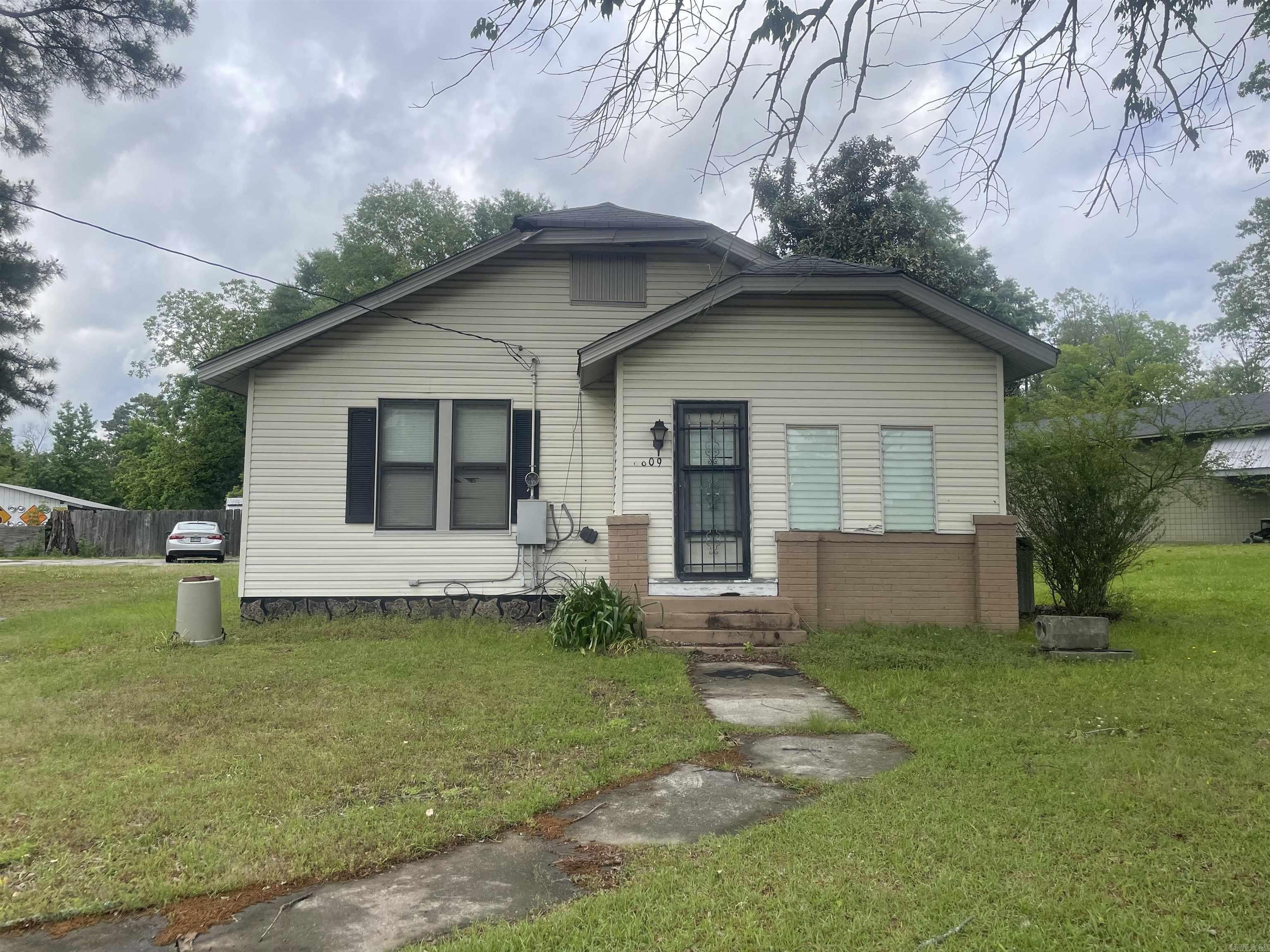 Property Image for 8809 270 Highway