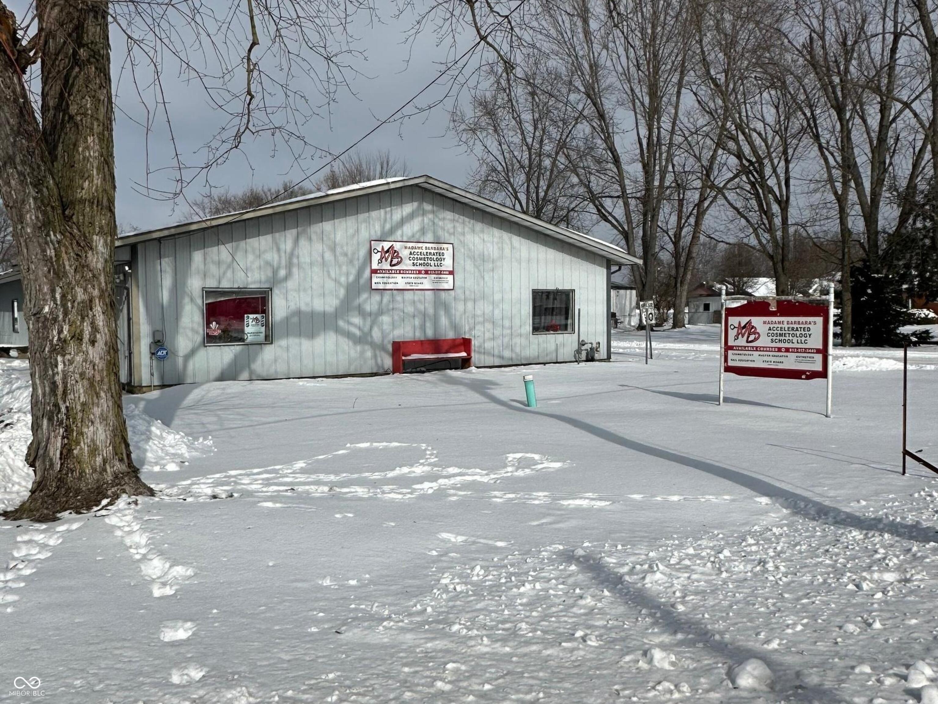 Property Image for 455 W Springhill Drive