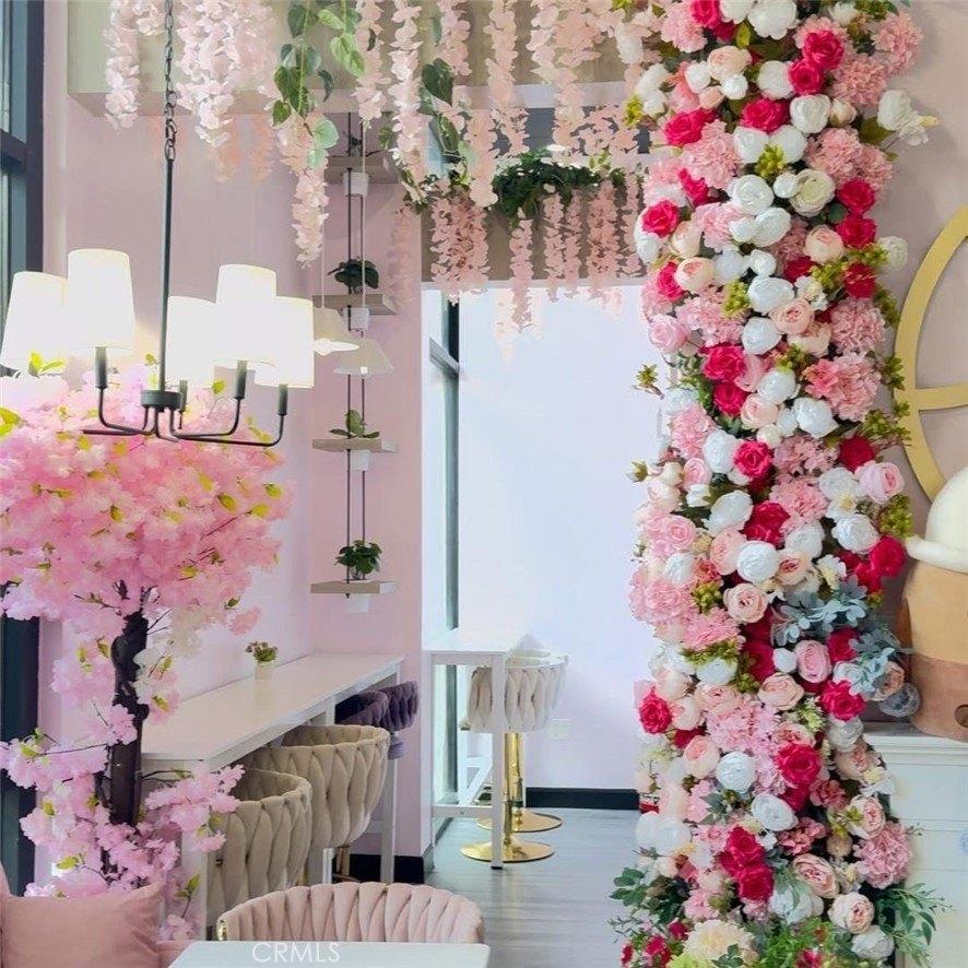 Property Image for 1889 University Avenue