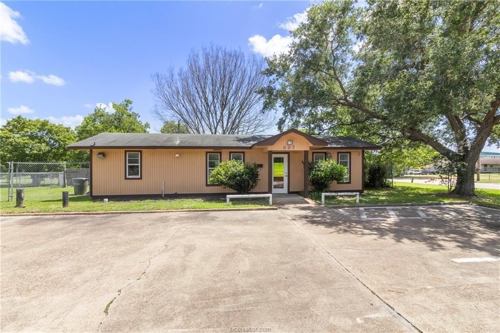 Property Image for 607 W Martin Luther King Jr Street