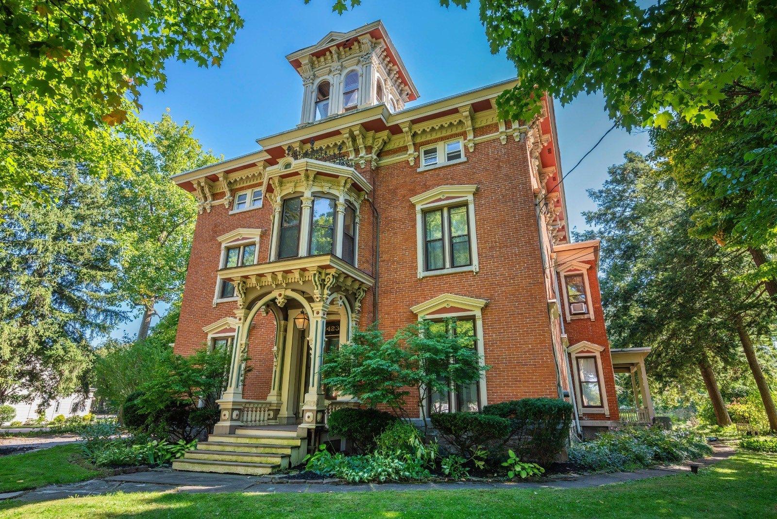 Property Image for 1423 GENESEE St