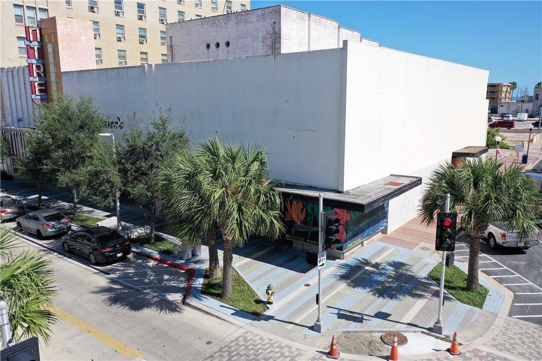 Property Image for 404 N Chaparral Street