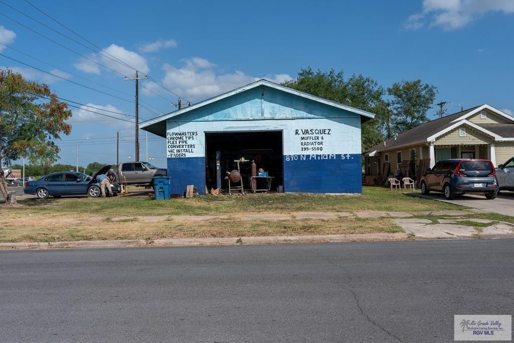 Property Image for 890 N Milam Ave.