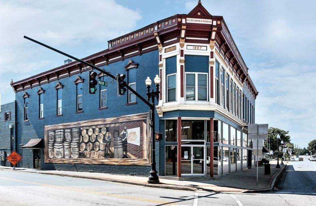 Property Image for 202 W Main Street