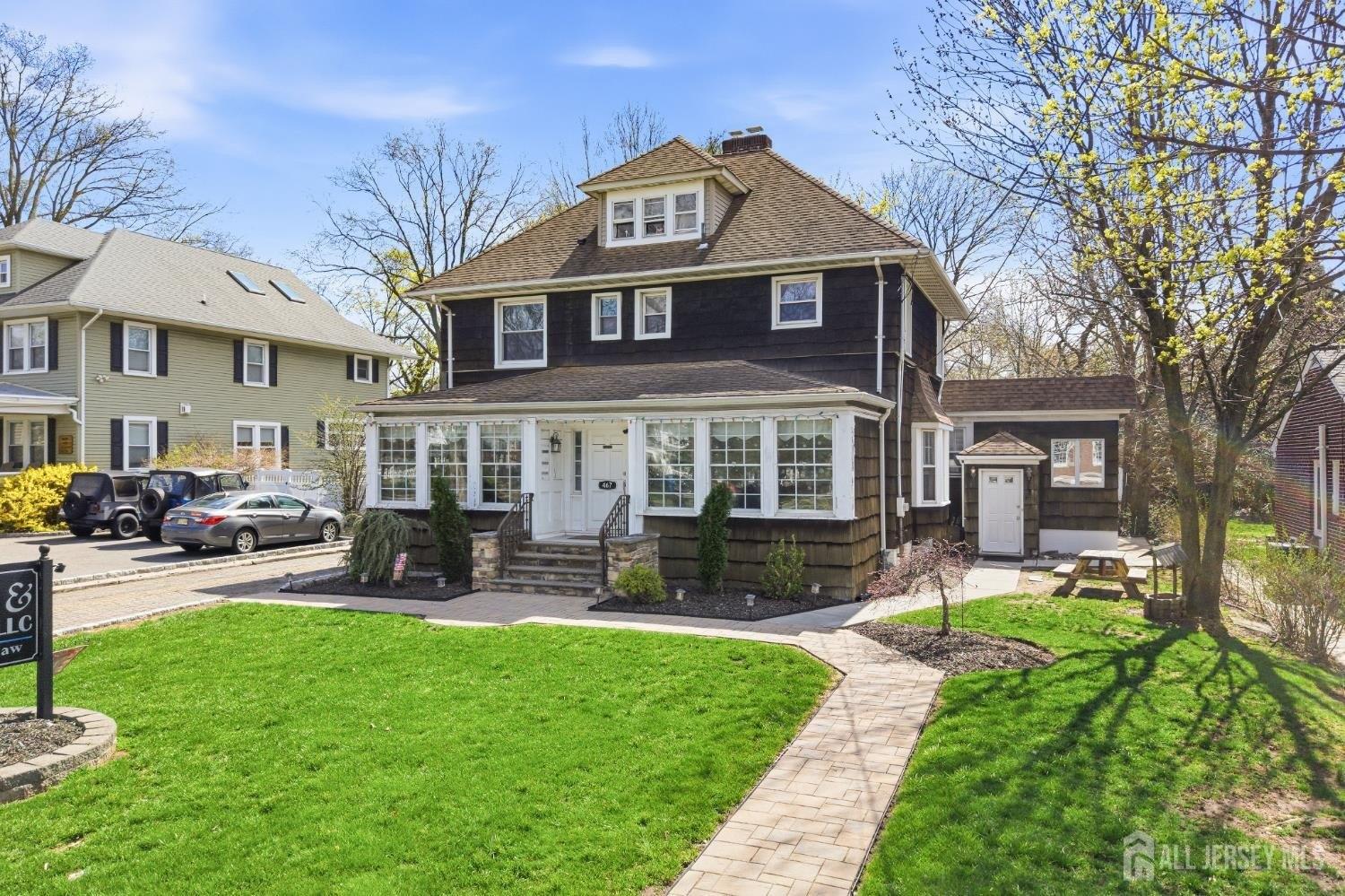 Property Image for 467 Middlesex Avenue