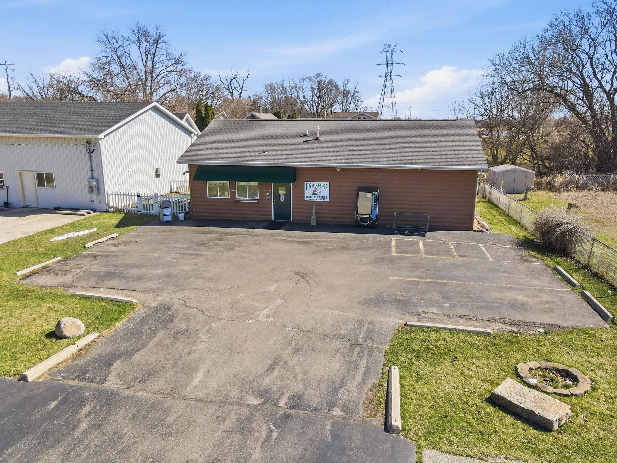 Property Image for 815 S Washington Street