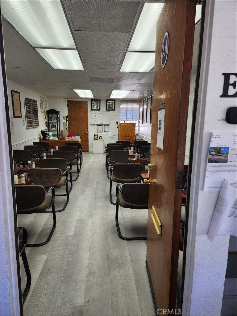 Property Image for 960 W 17th