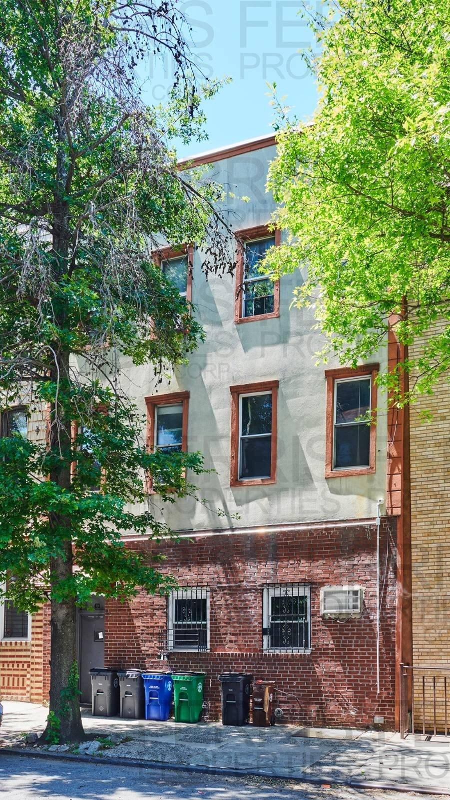 Property Image for 473 Humboldt Street