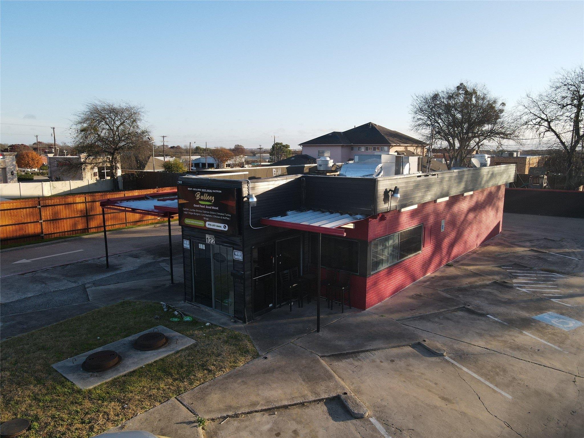 Property Image for 122 S Hampton Road